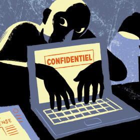 Cyber espionnage et surveillance électronique la responsabilité des entreprises en question