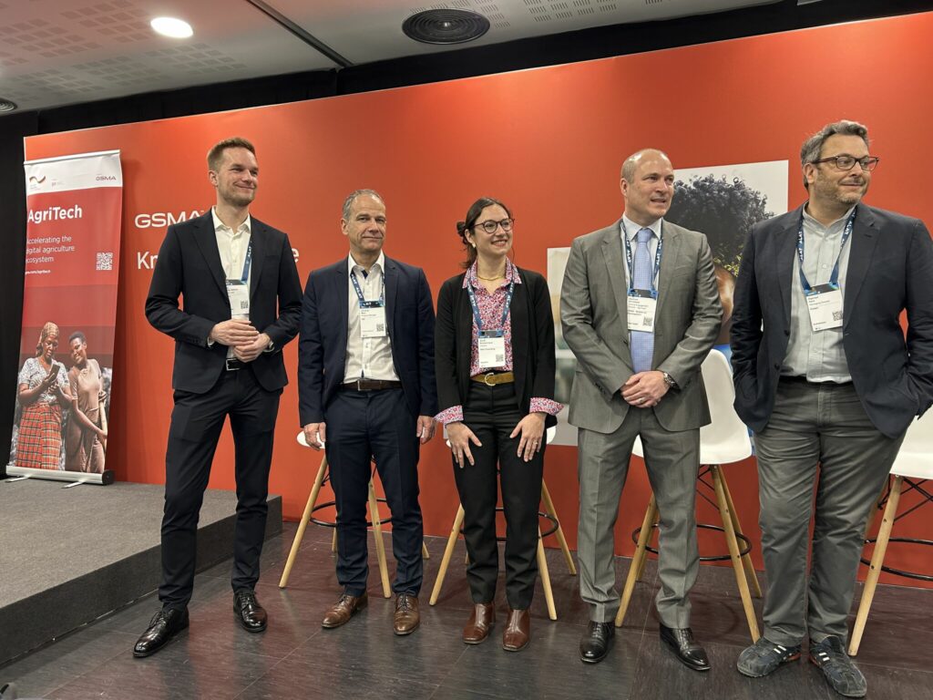 Ksapa partage son expertise au Mobile World Congress 2025 sur l'inclusion numérique des communautés rurales et petits agriculteurs.